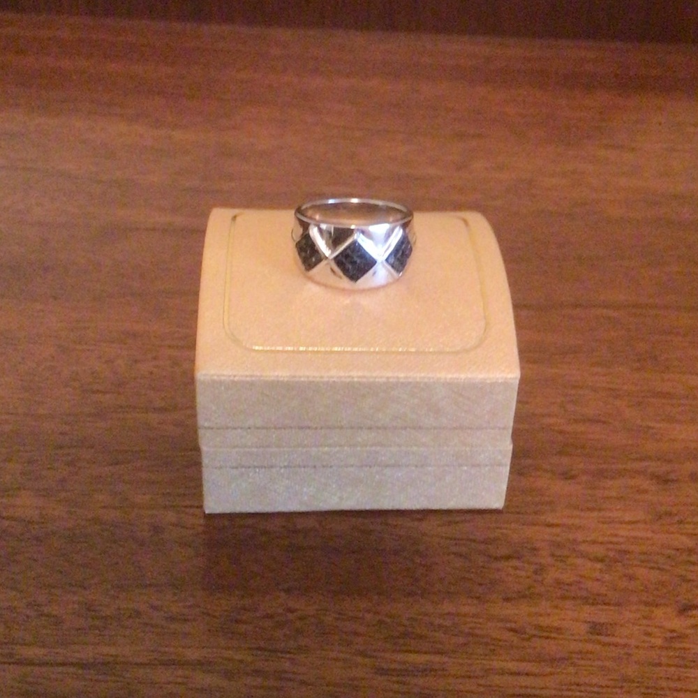 Steiff Silver Black Diamond Ring